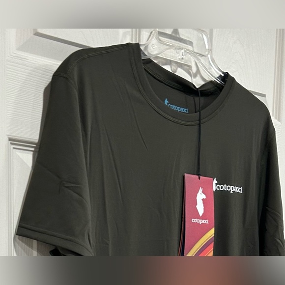 Cotopaxi Men's Large Fino Tech Tee Iron Green NWT Quick Dry Soft Fabric - Picture 3 of 12